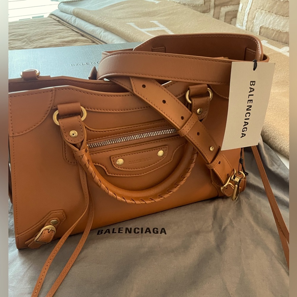 Balenciaga small Neo City Bag/ Color:Camel